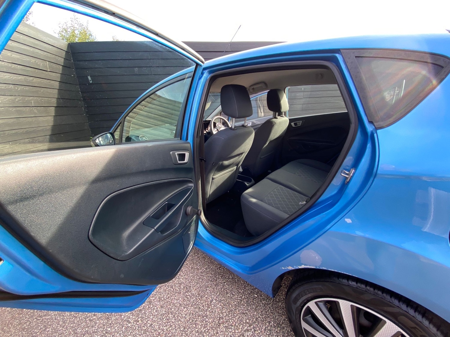Used Ford Fiesta 2011 for sale - 76045793: Photo 8