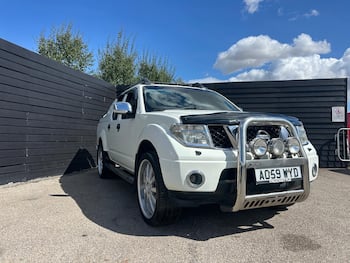 Used Nissan Navara 2009 for sale - 79582951: Photo