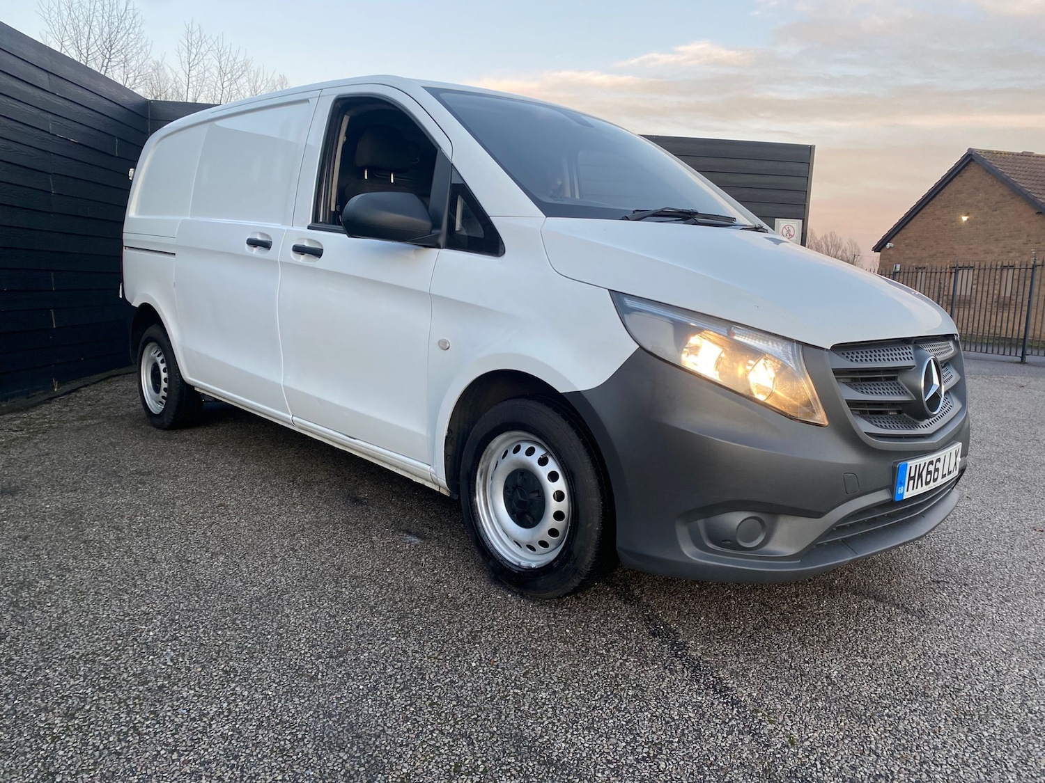 Used Mercedes-Benz Vito 2016 for sale - 77170629: Photo 3