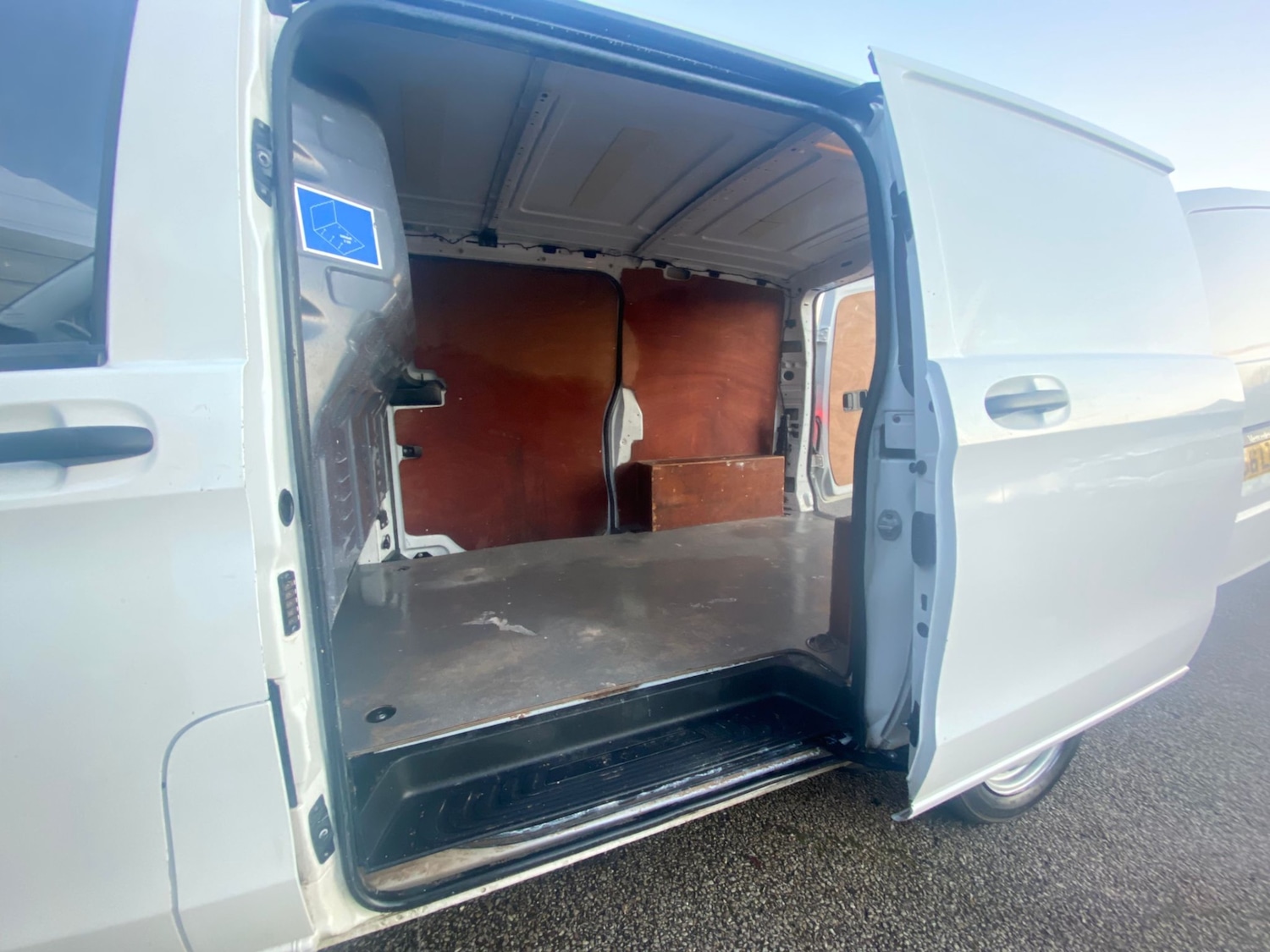 Used Mercedes-Benz Vito 2016 for sale - 77170629: Photo 8