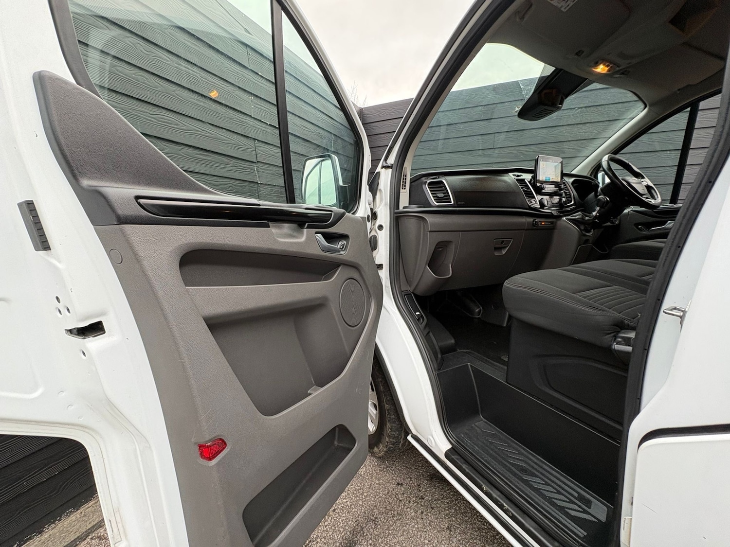 Used Ford Transit Custom 2019 for sale - 78010612: Photo 9