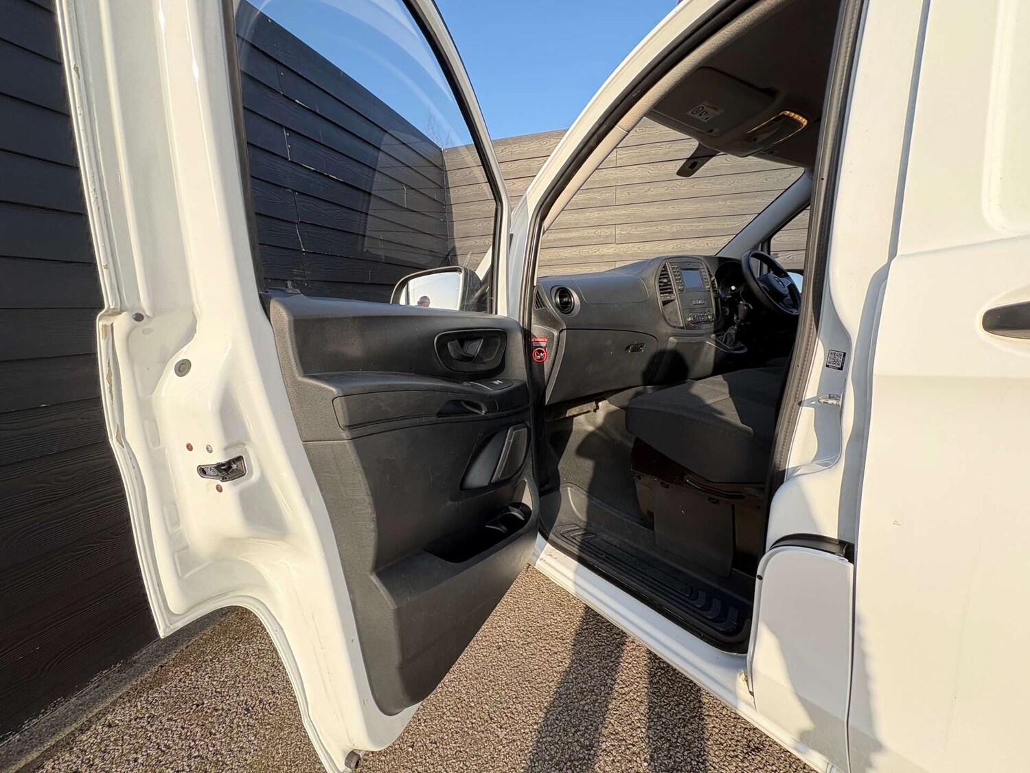 Used Mercedes-Benz Vito 2018 for sale - 77851735: Photo 8