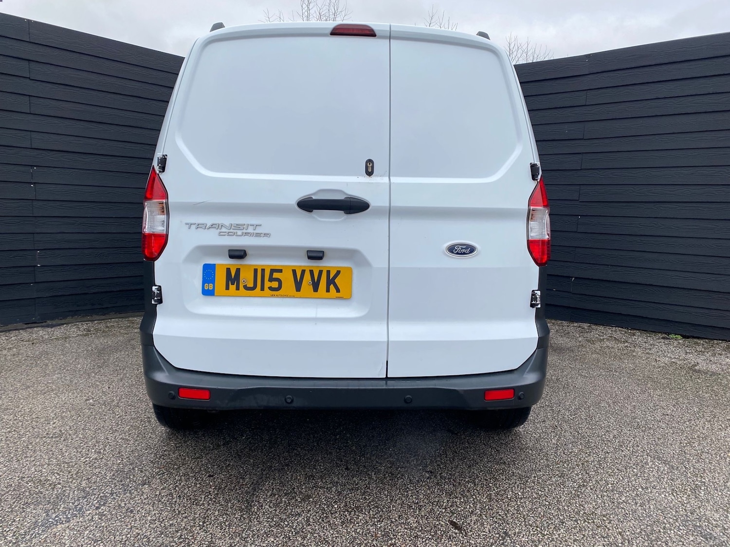 Used Ford Transit Courier 2015 for sale - 77470431: Photo 4