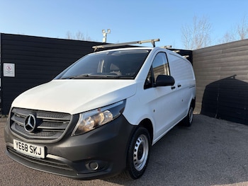 Used Mercedes-Benz Vito 2018 for sale - 77775414: Photo