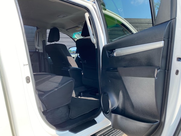 Used Toyota Hilux 2021 for sale - 74923263: Photo 15