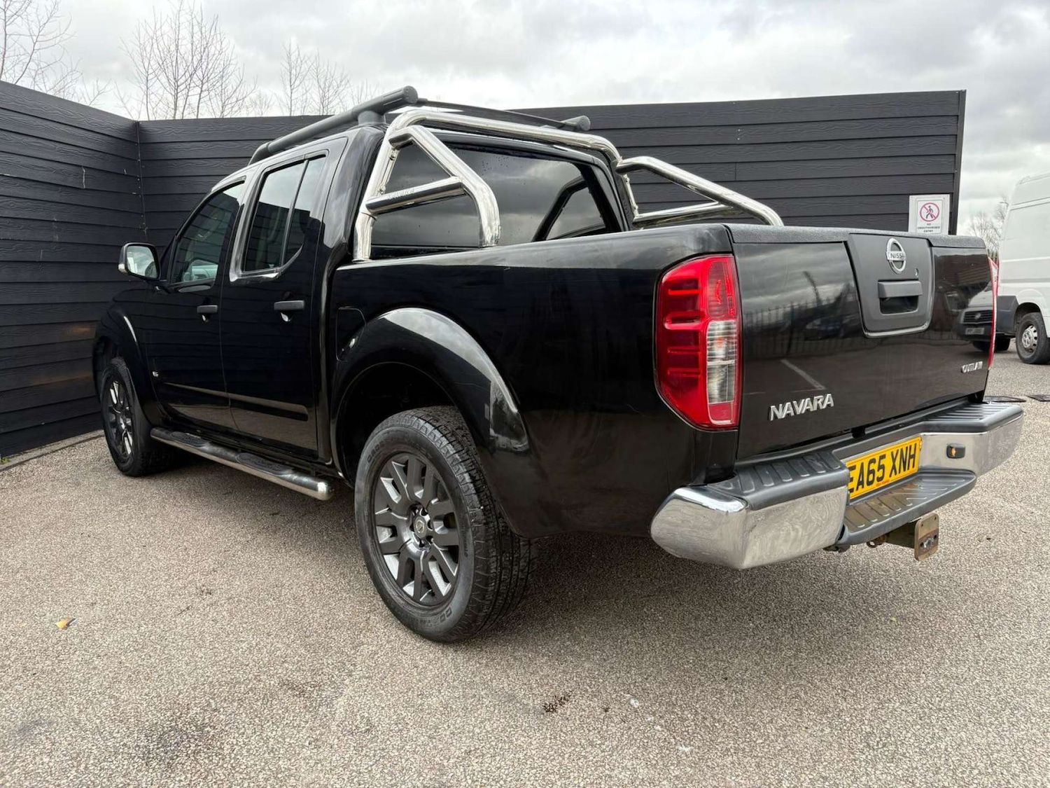 Used Nissan Navara 2015 for sale - 77678688: Photo 5