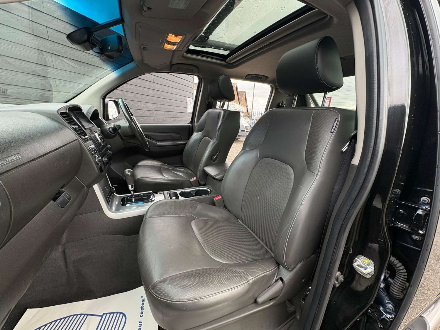 Used Nissan Navara 2015 for sale - 77678688: Photo 6