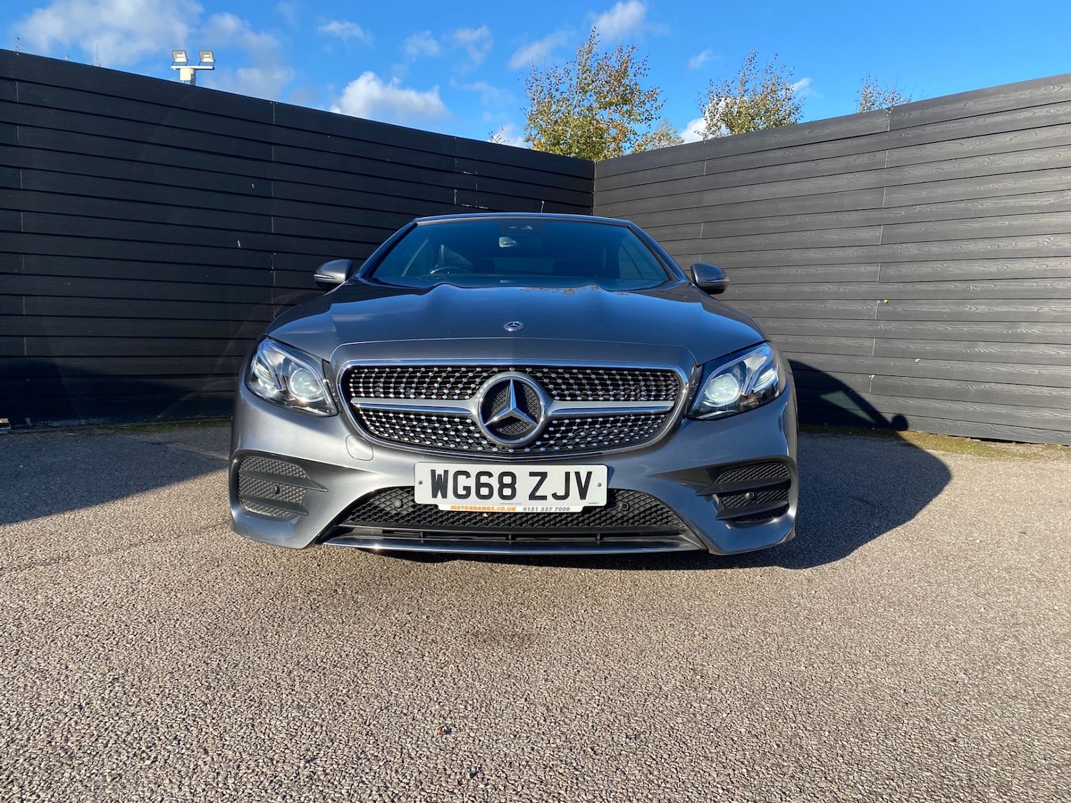 Used Mercedes-Benz E Class 2018 for sale - 76365245: Photo 2