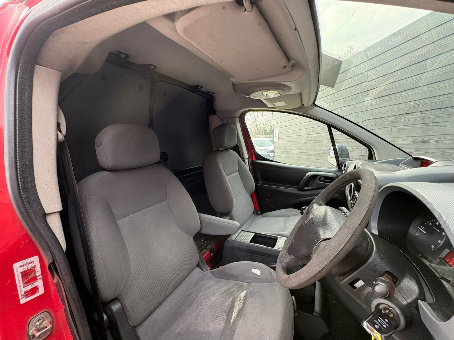 Used Peugeot Partner 2012 for sale - 77963661: Photo 10