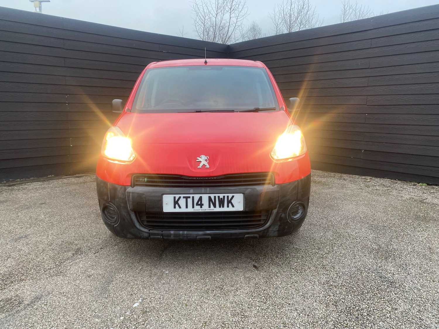 Used Peugeot Partner 2014 for sale - 77391771: Photo 2