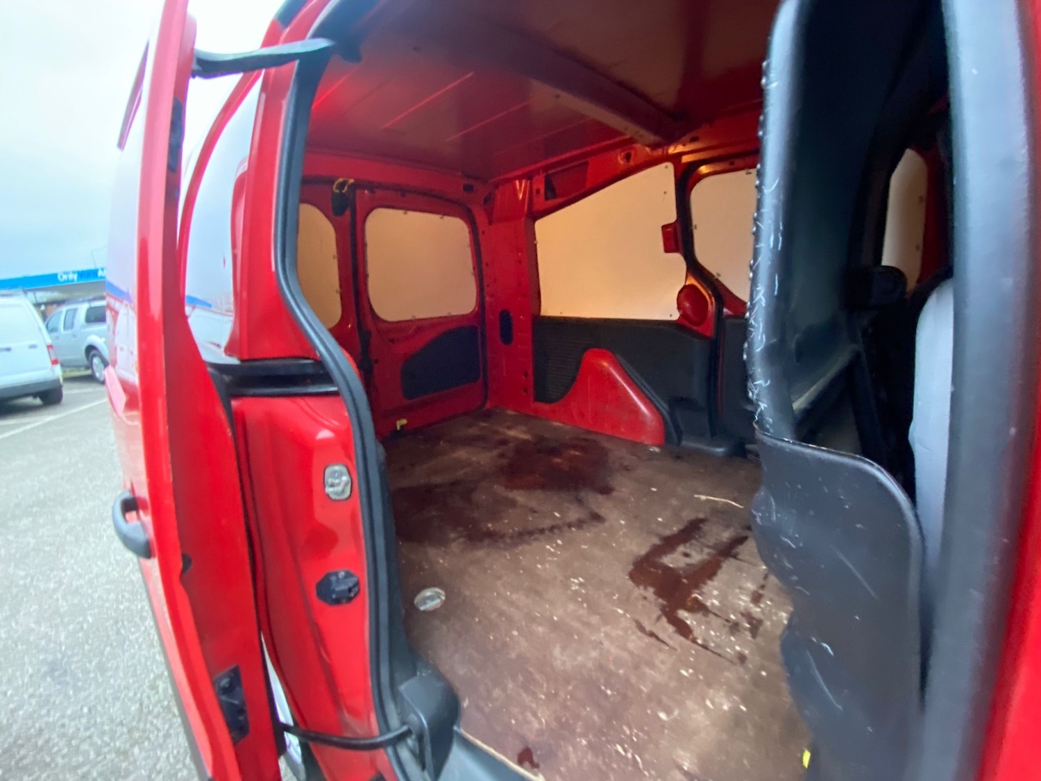 Used Peugeot Partner 2014 for sale - 77391771: Photo 9