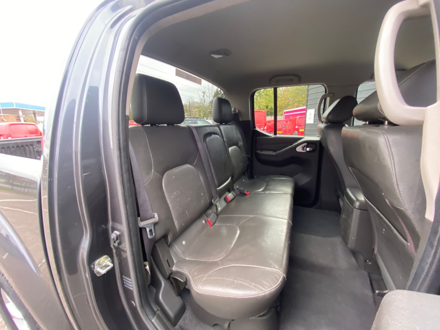 Used Nissan Navara 2013 for sale - 76638725: Photo 12