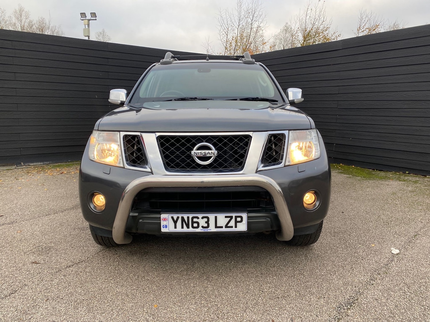 Used Nissan Navara 2013 for sale - 76638725: Photo 2