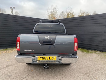 Used Nissan Navara 2013 for sale - 76638725: Photo