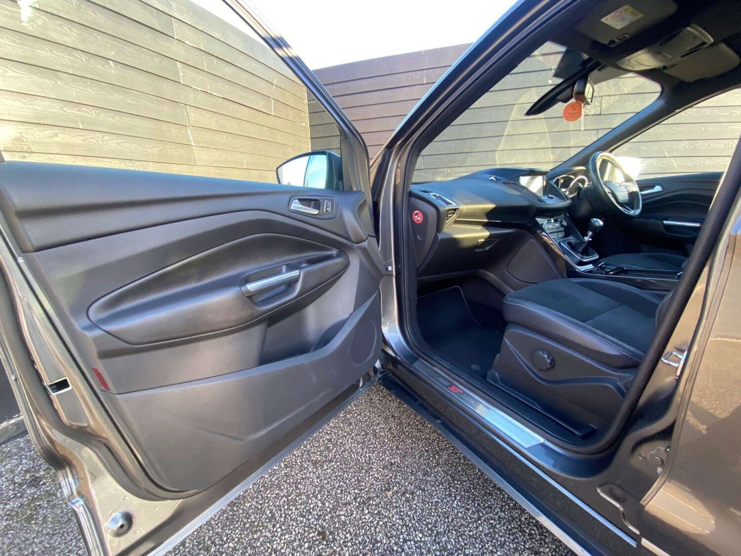 Used Ford Kuga 2016 for sale - 77851515: Photo 15