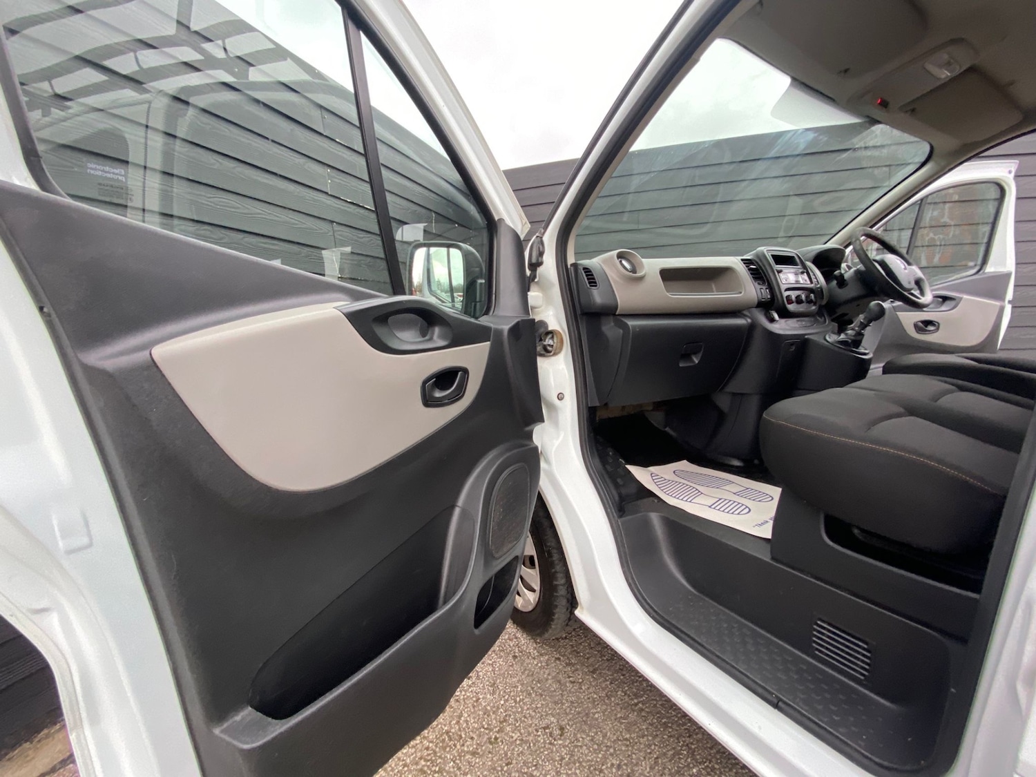 Used Renault Trafic 2019 for sale - 76922036: Photo 11