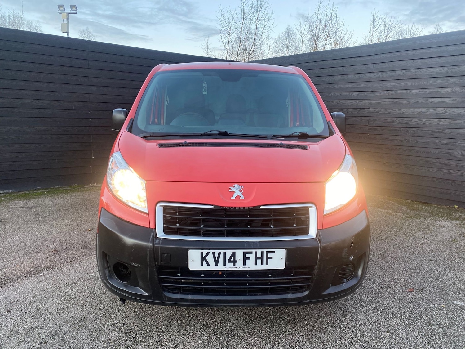 Used Peugeot Expert 2014 for sale - 76780433: Photo 2