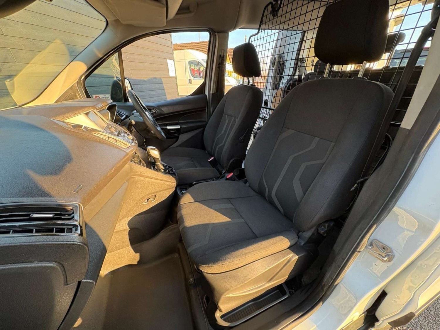 Used Ford Transit Connect 2016 for sale - 77665622: Photo 12