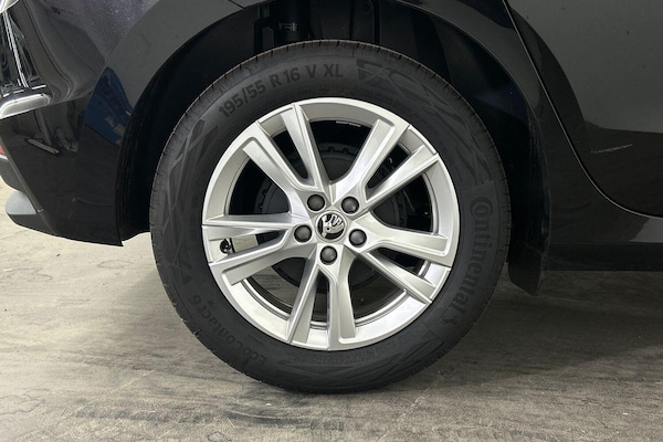 Used Skoda Fabia 2025 for sale - 75697229: Photo 5