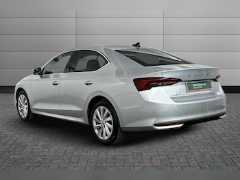 Used Skoda Octavia 2024 for sale - 75400643: Photo