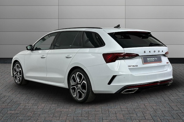 Used Skoda Octavia 2021 for sale - 76215677: Photo 3