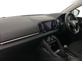 Used Skoda Karoq 2019 for sale - 76201084: Photo
