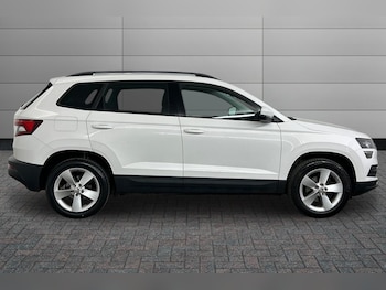 Used Skoda Karoq 2019 for sale - 76201084: Photo