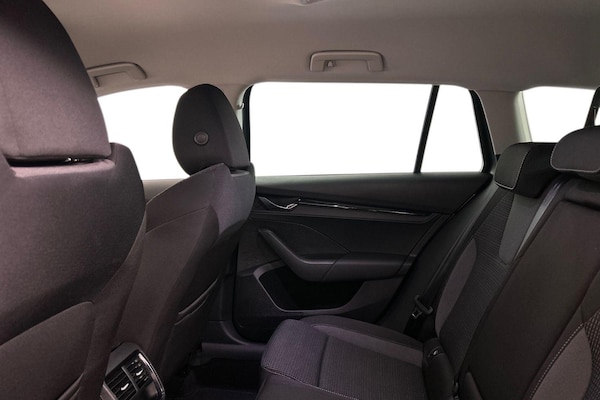 Used Skoda Octavia 2023 for sale - 76215296: Photo 9