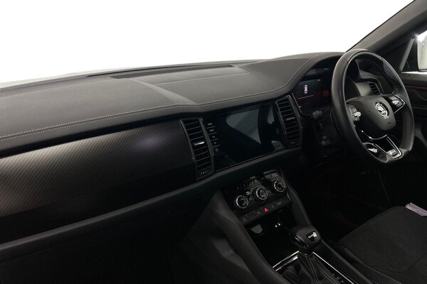 Used Skoda Kodiaq 2023 for sale - 76238749: Photo 2
