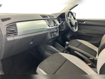 Used Skoda Fabia 2016 for sale - 75213728: Photo