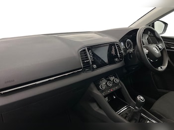 Used Skoda Karoq 2022 for sale - 76094150: Photo 2