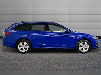 Used Skoda Octavia 2023 for sale - 76215027: Photo 4