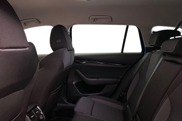 Used Skoda Octavia 2023 for sale - 76215027: Photo 9
