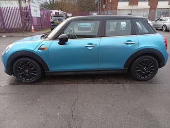 Used MINI Hatch 2017 for sale - 77186142: Photo