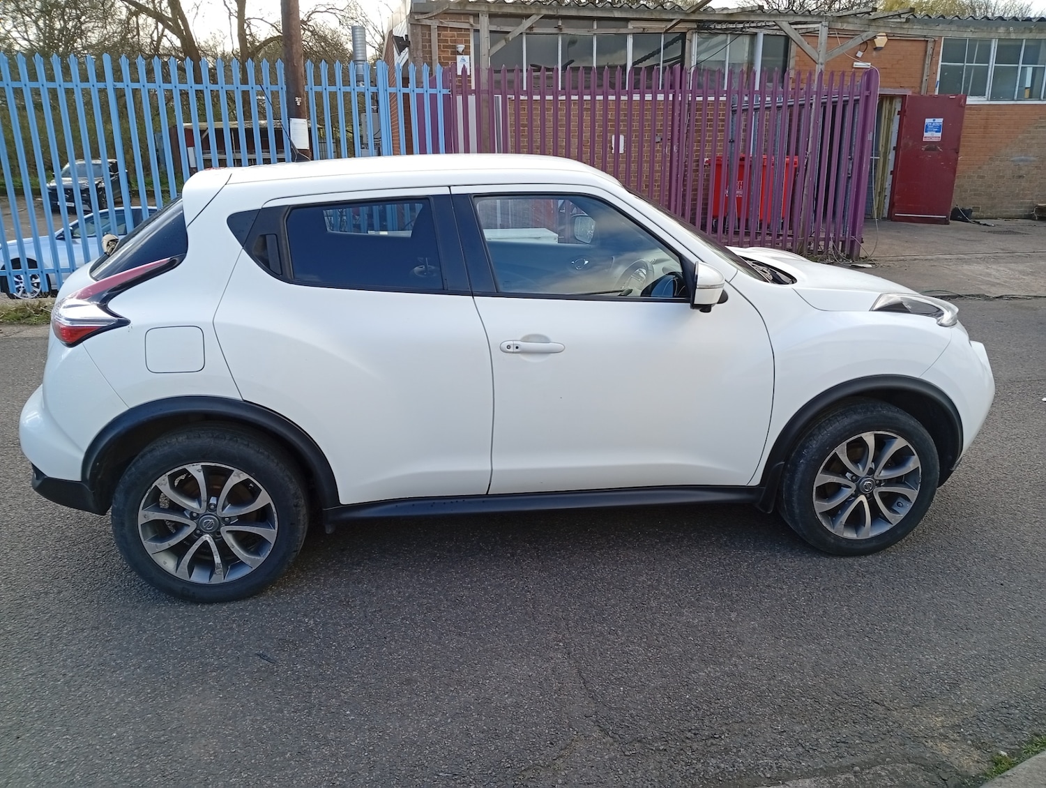 Used Nissan Juke 2015 for sale - 78057285: Photo 2