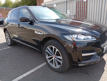 Used Jaguar F-Pace 2018 for sale - 79315955: Photo