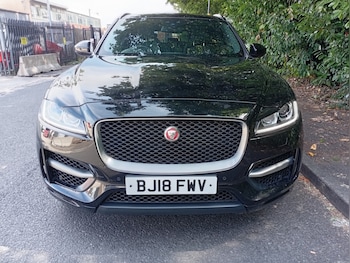 Used Jaguar F-Pace 2018 for sale - 79315955: Photo