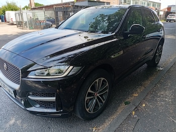 Used Jaguar F-Pace 2018 for sale - 79315955: Photo