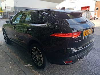 Used Jaguar F-Pace 2018 for sale - 79315955: Photo