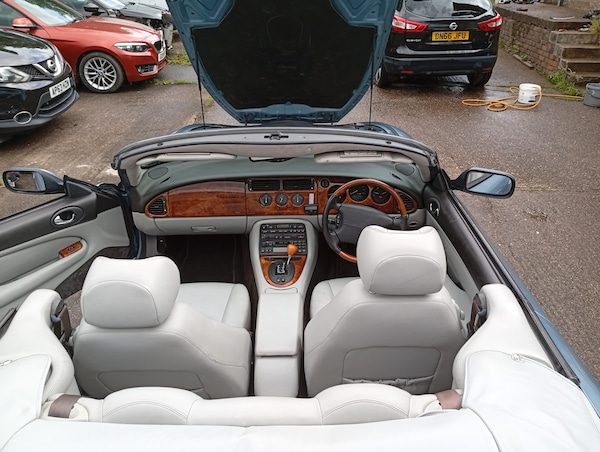Used Jaguar XK8 2004 for sale - 74941132: Photo 15