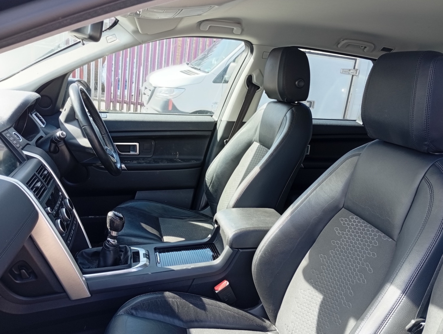 Used Land Rover Discovery Sport 2016 for sale - 77921691: Photo 15