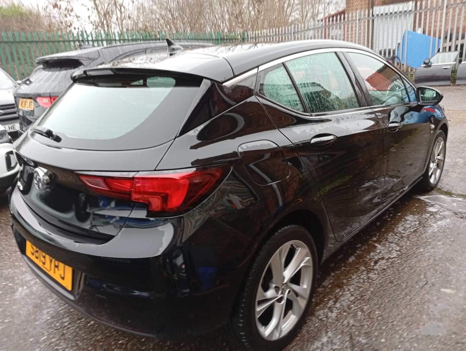 Used Vauxhall Astra 2019 for sale - 77136633: Photo 2