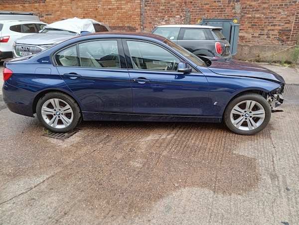 Used BMW 3 Series 2018 for sale - 75628376: Photo 9