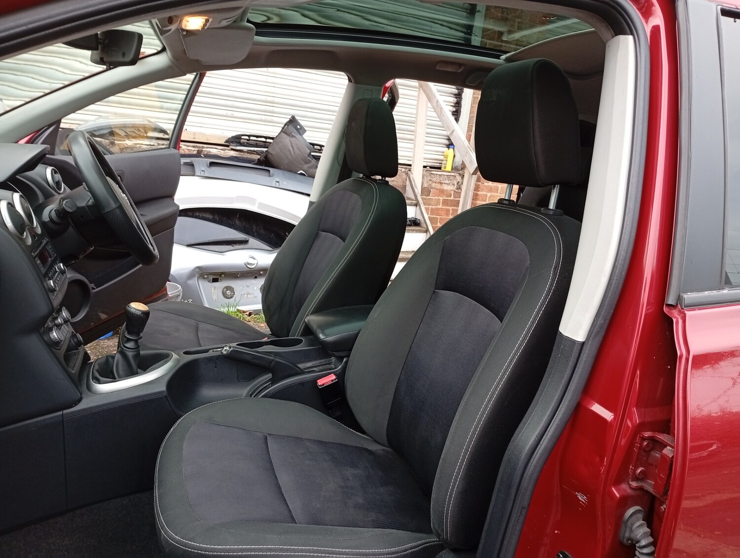 Used Nissan Qashqai+2 2013 for sale - 76596663: Photo 16