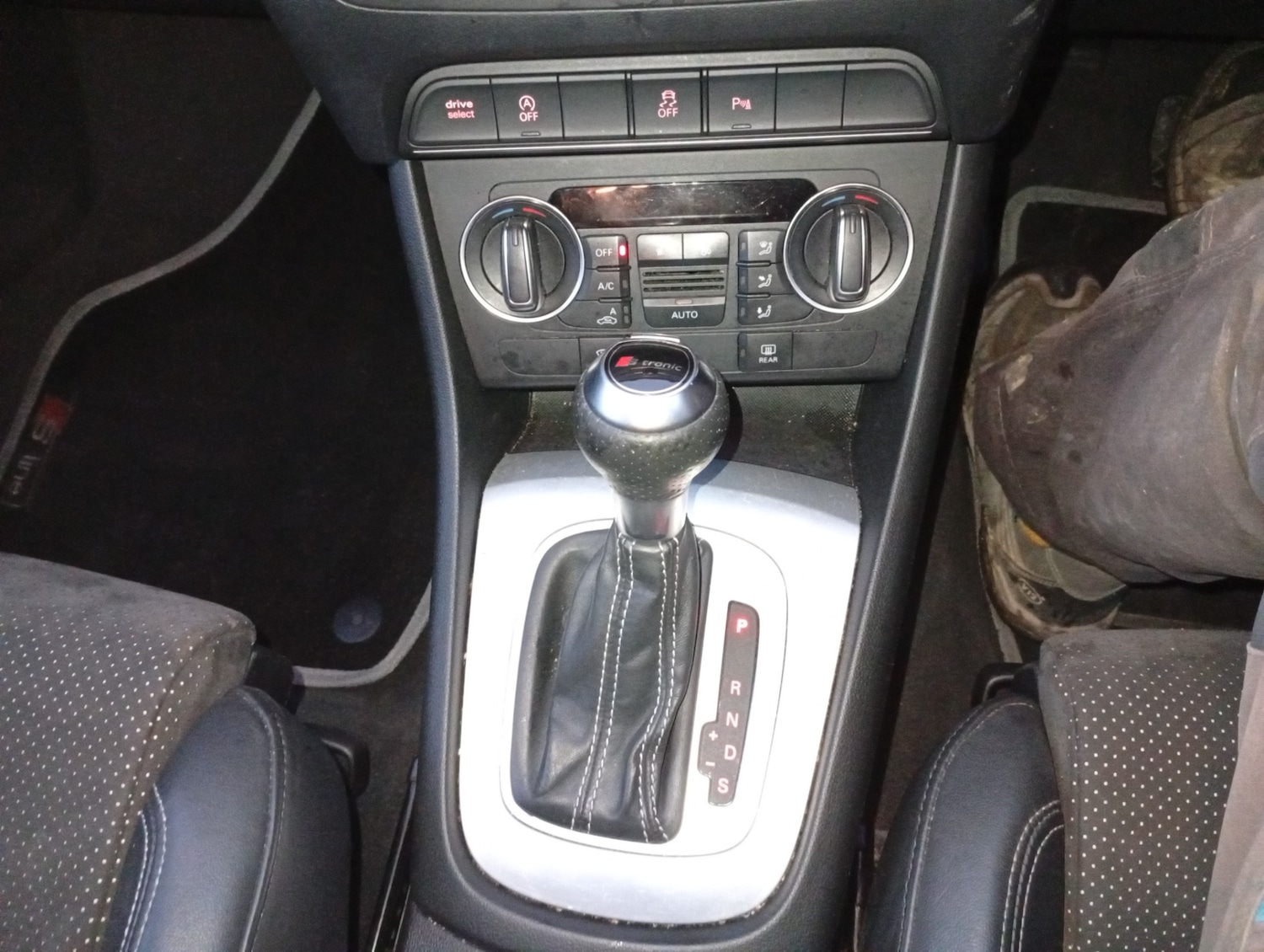 Used Audi Q3 2016 for sale - 76591698: Photo 2