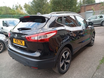 Nissan - Qashqai
