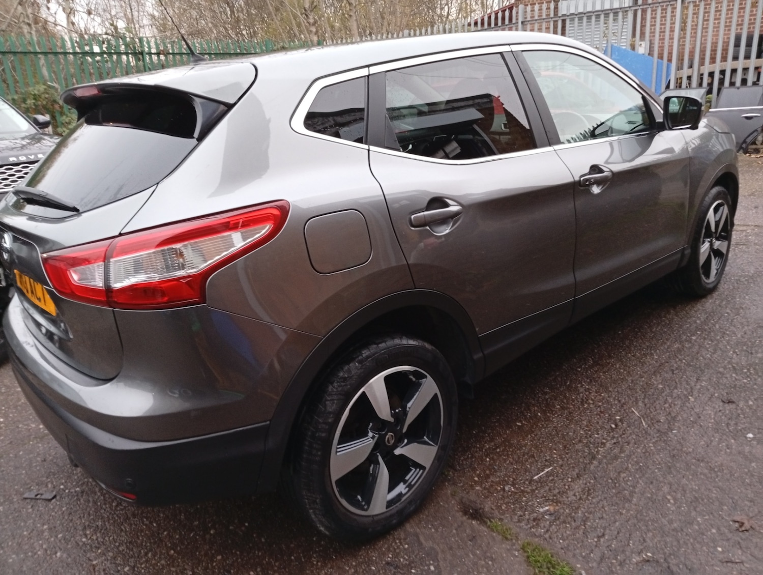 Used Nissan Qashqai 2016 for sale - 76762128: Photo 2