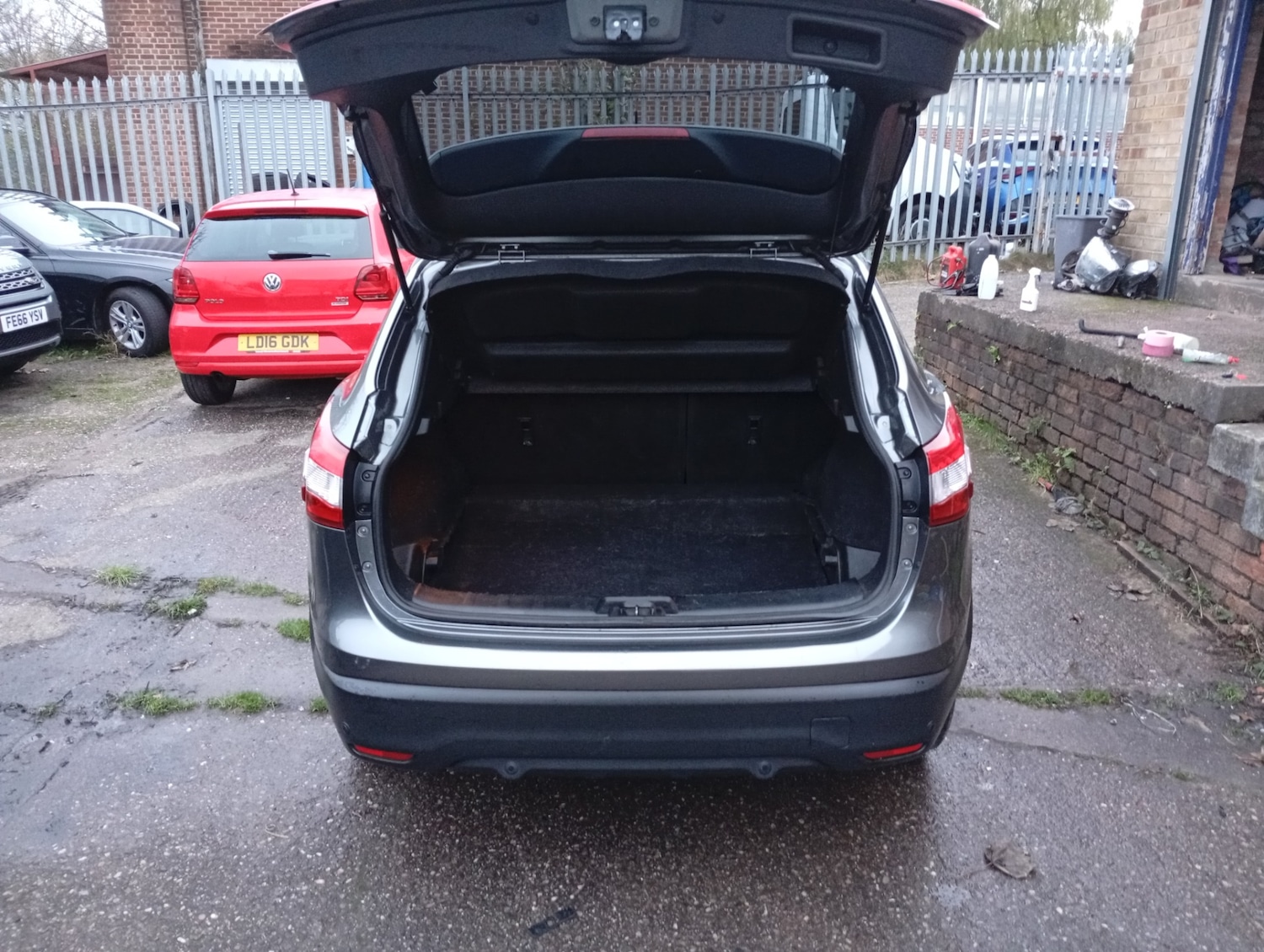 Used Nissan Qashqai 2016 for sale - 76762128: Photo 9