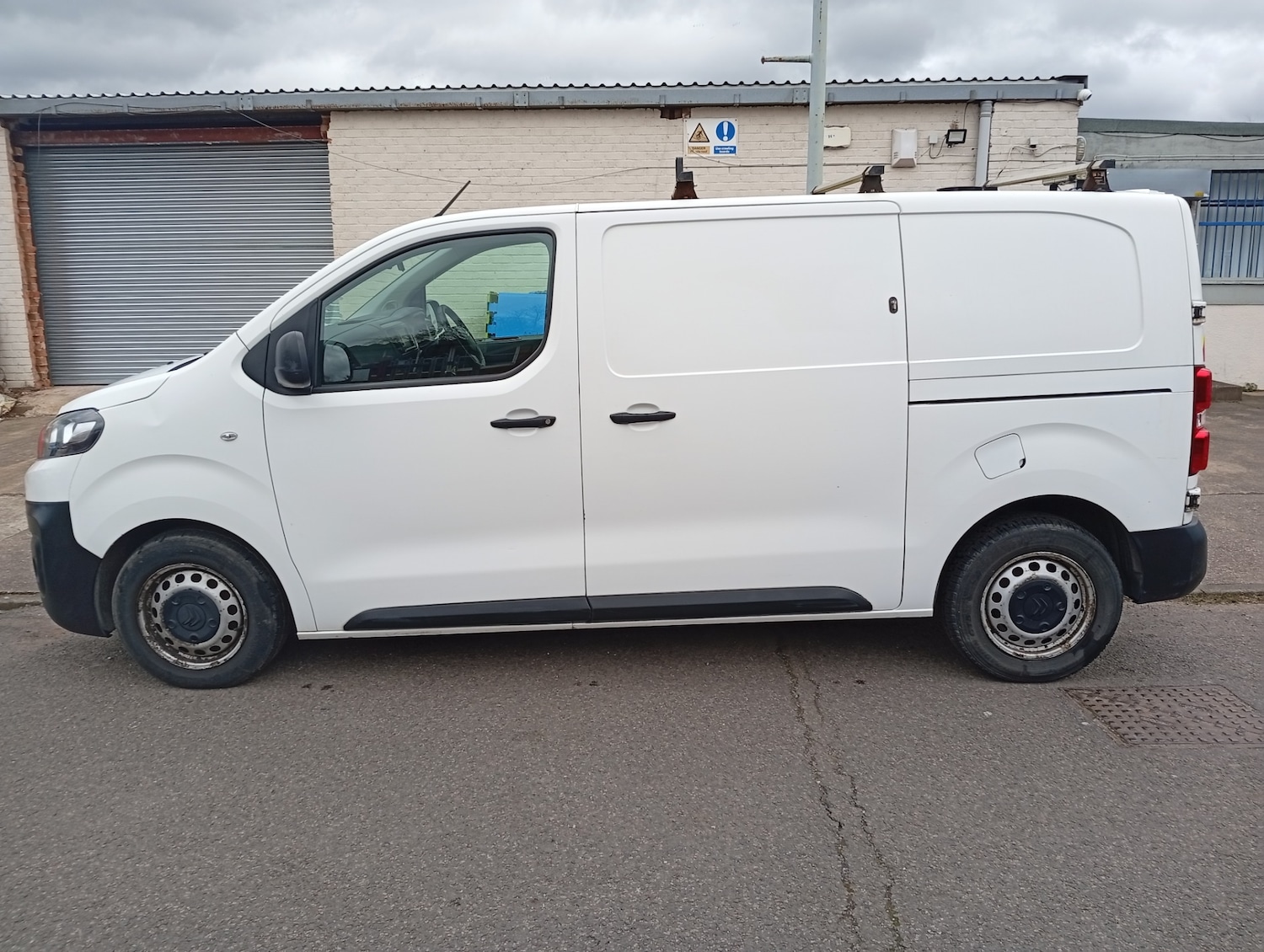Used Citroen Dispatch 2019 for sale - 77677275: Photo 2