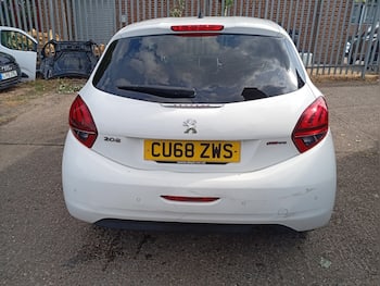 Used Peugeot 208 2018 for sale - 79532071: Photo